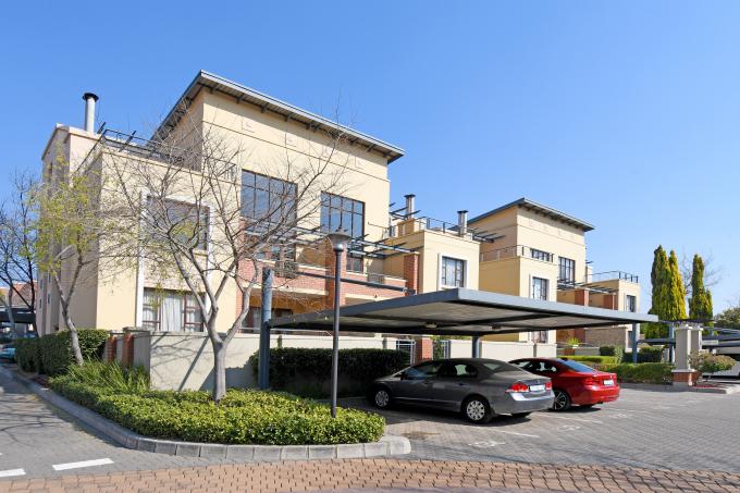 2 Bedroom Apartment for Sale For Sale in Douglasdale - MR648851