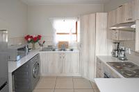  of property in Douglasdale