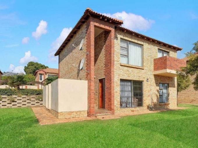 2 Bedroom Apartment for Sale For Sale in Broadacres - MR648920