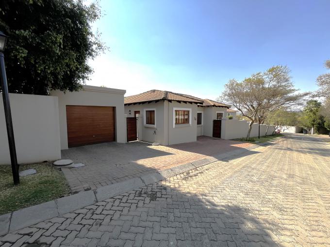 3 Bedroom House to Rent in Lone Hill - Property to rent - MR648948