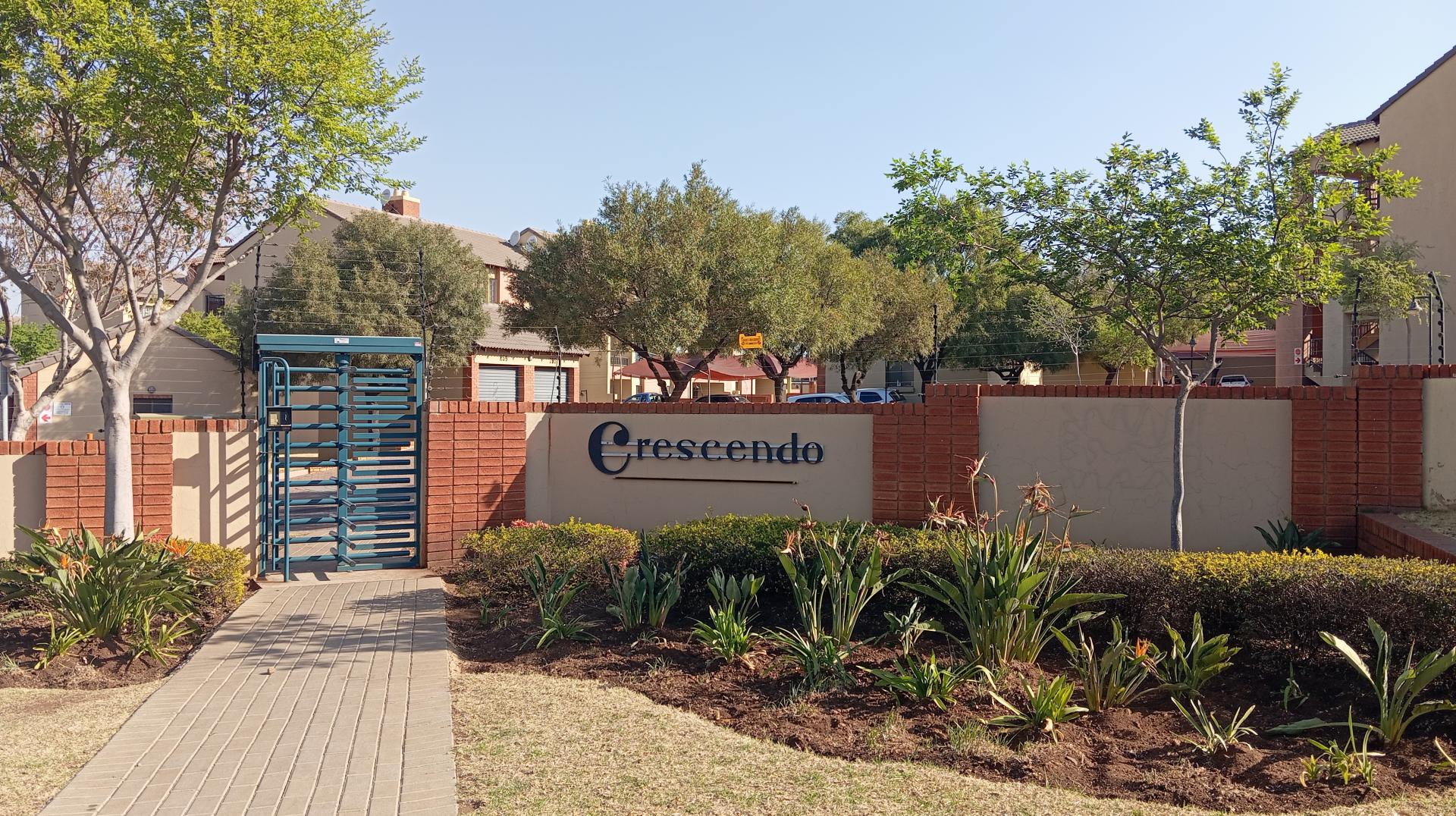 Front View of property in Sagewood