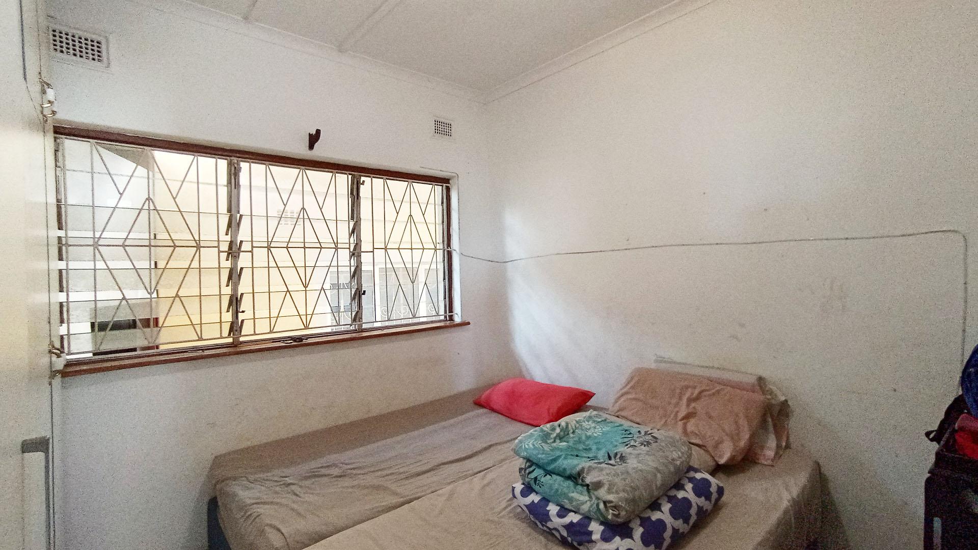 Bed Room 2 - 12 square meters of property in Park Hill