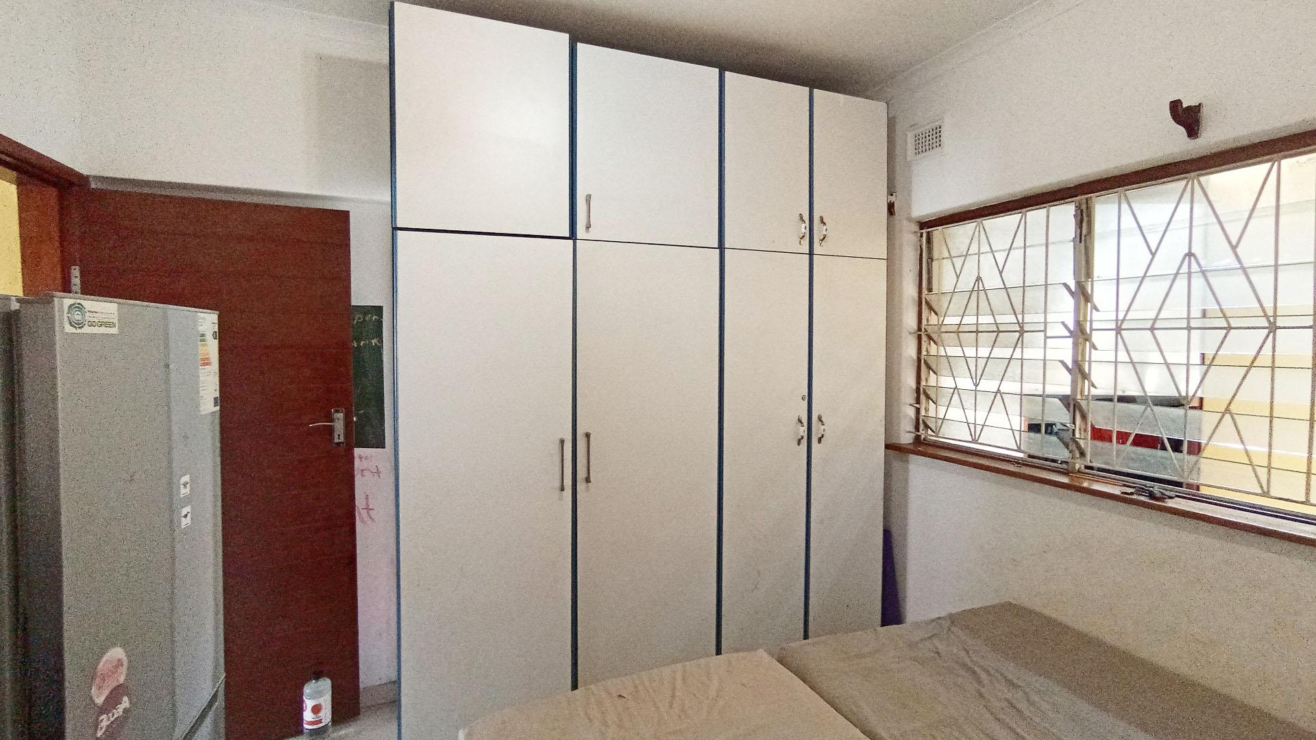 Bed Room 2 - 12 square meters of property in Park Hill