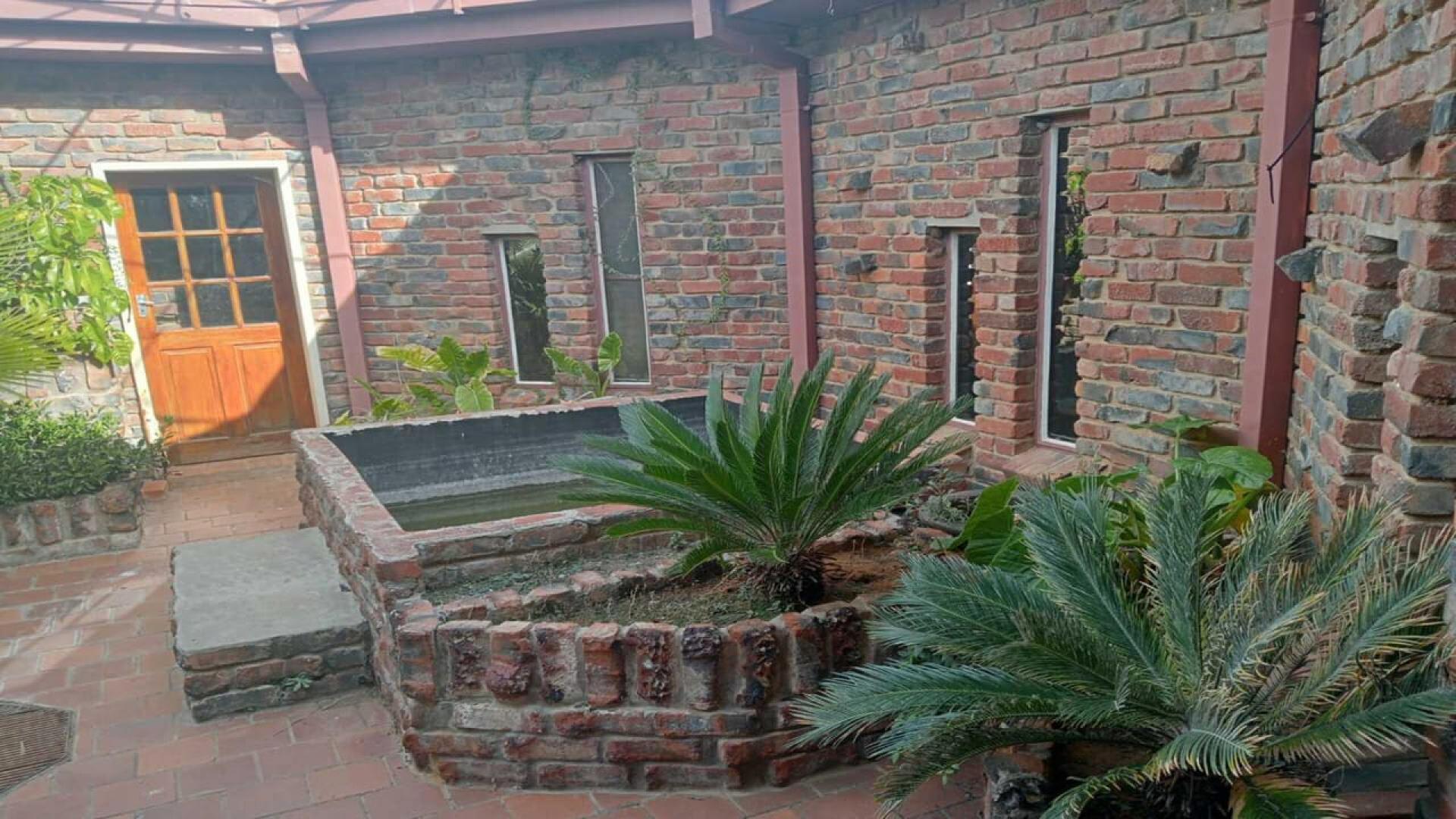 Backyard of property in Hertzogville