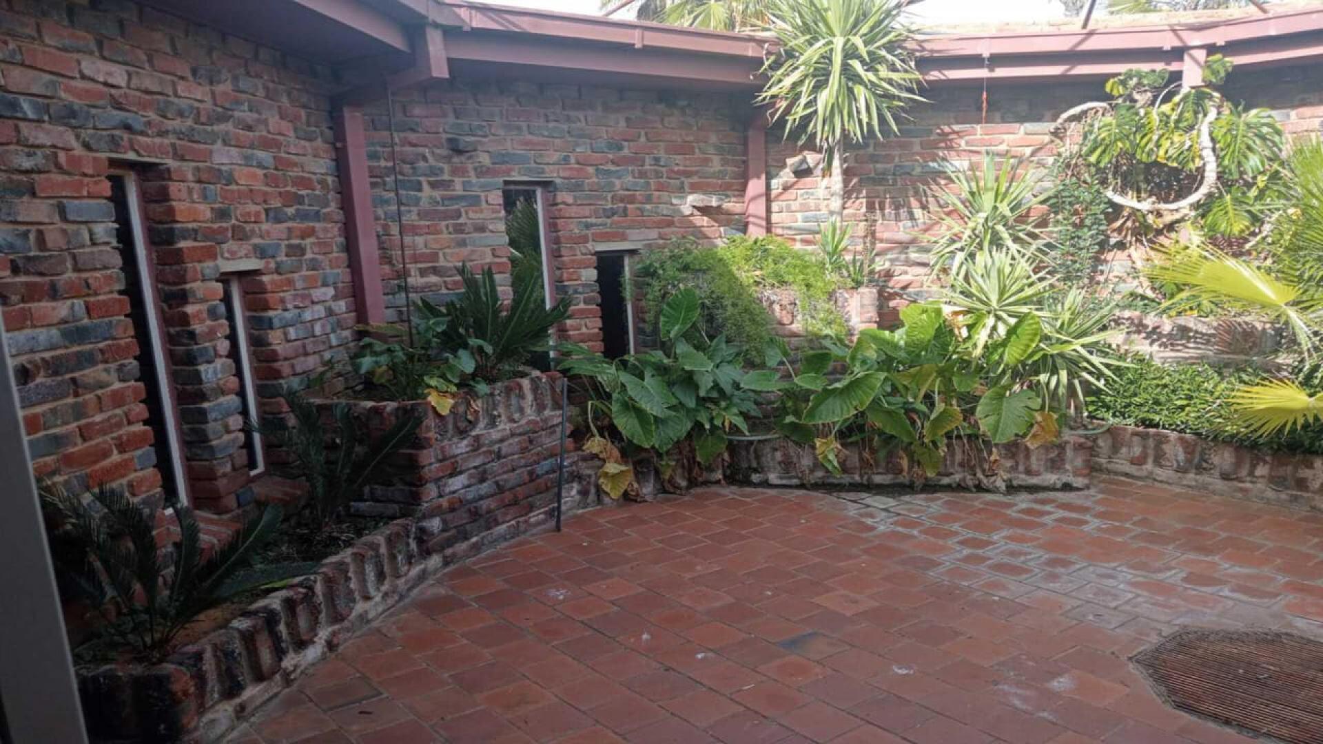 Backyard of property in Hertzogville