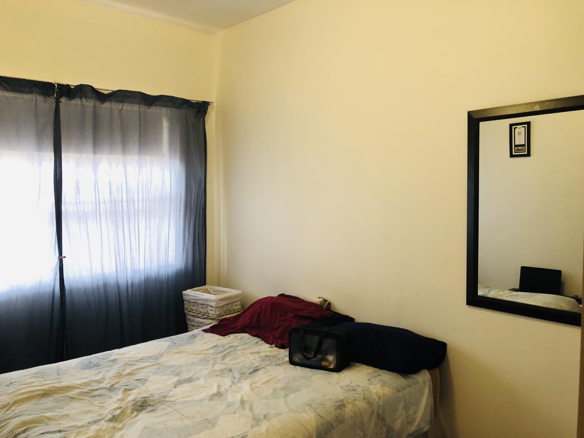 Bed Room 1 of property in Port Elizabeth Central