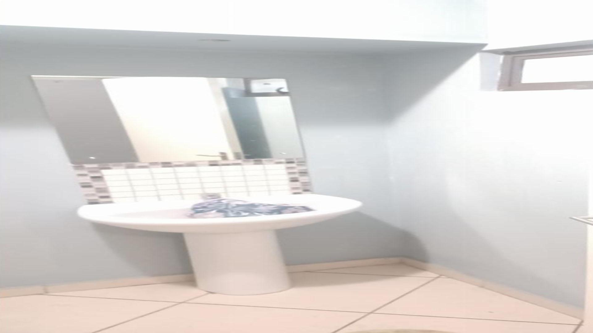 Main Bathroom of property in Madadeni