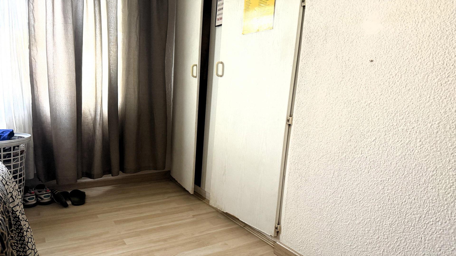 Bed Room 1 - 11 square meters of property in Ridgeway