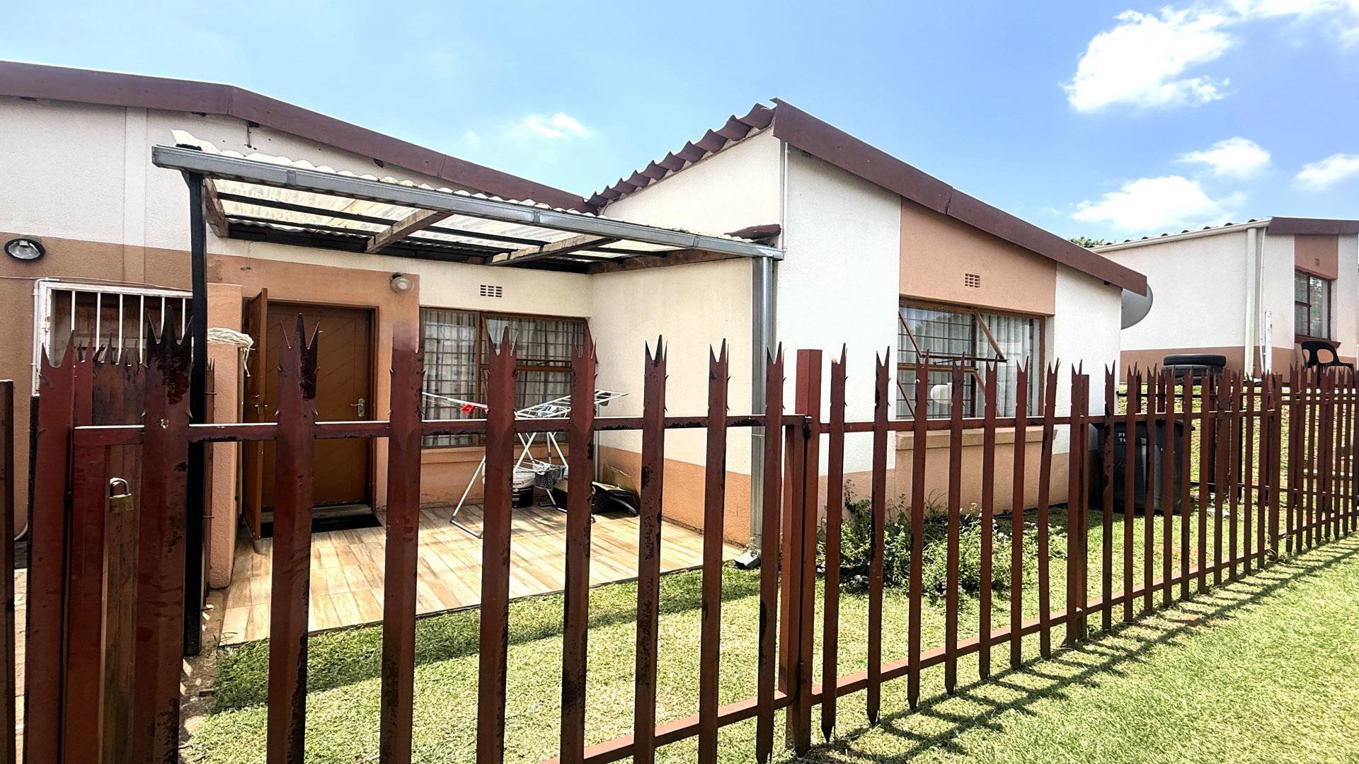 Front View of property in Ridgeway