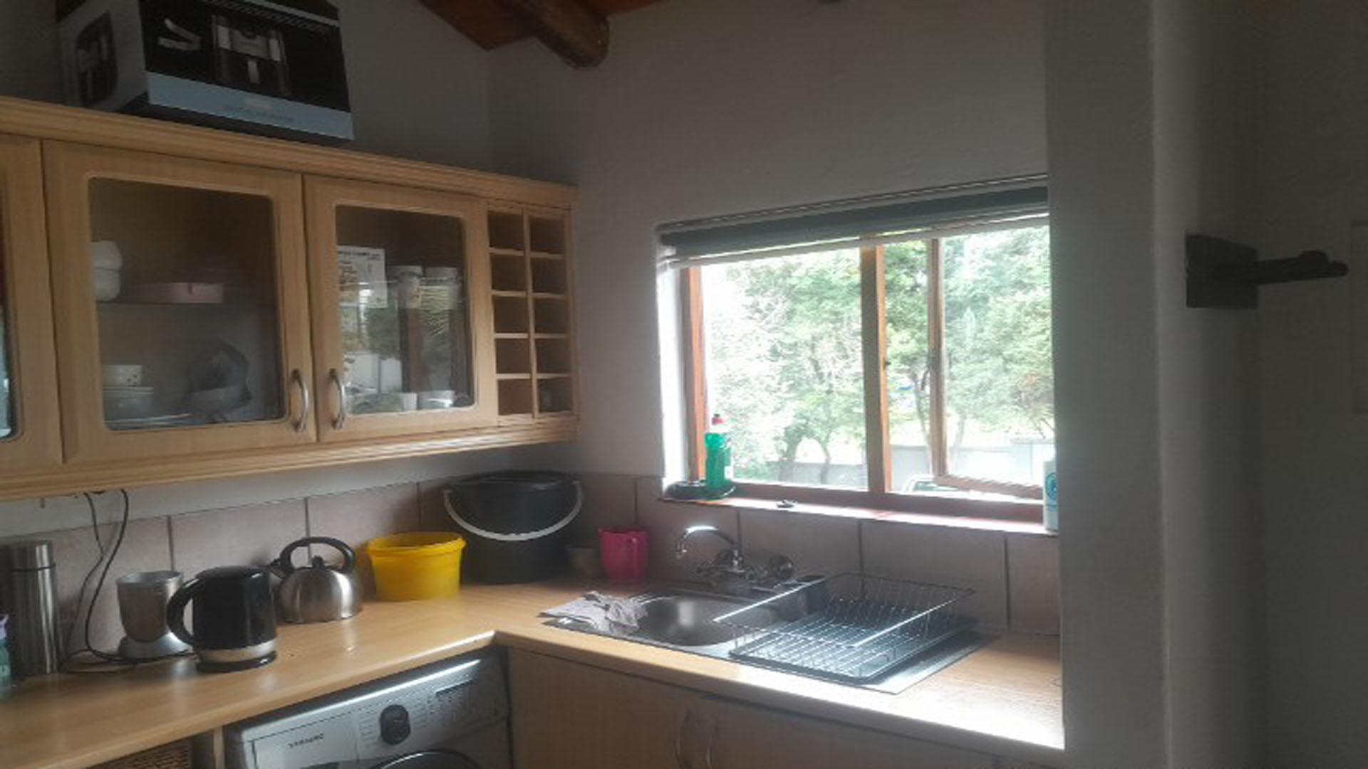 Kitchen of property in Paulshof