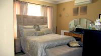 Bed Room 2 - 19 square meters of property in Paulshof