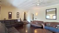Lounges - 45 square meters of property in Amanzimtoti 