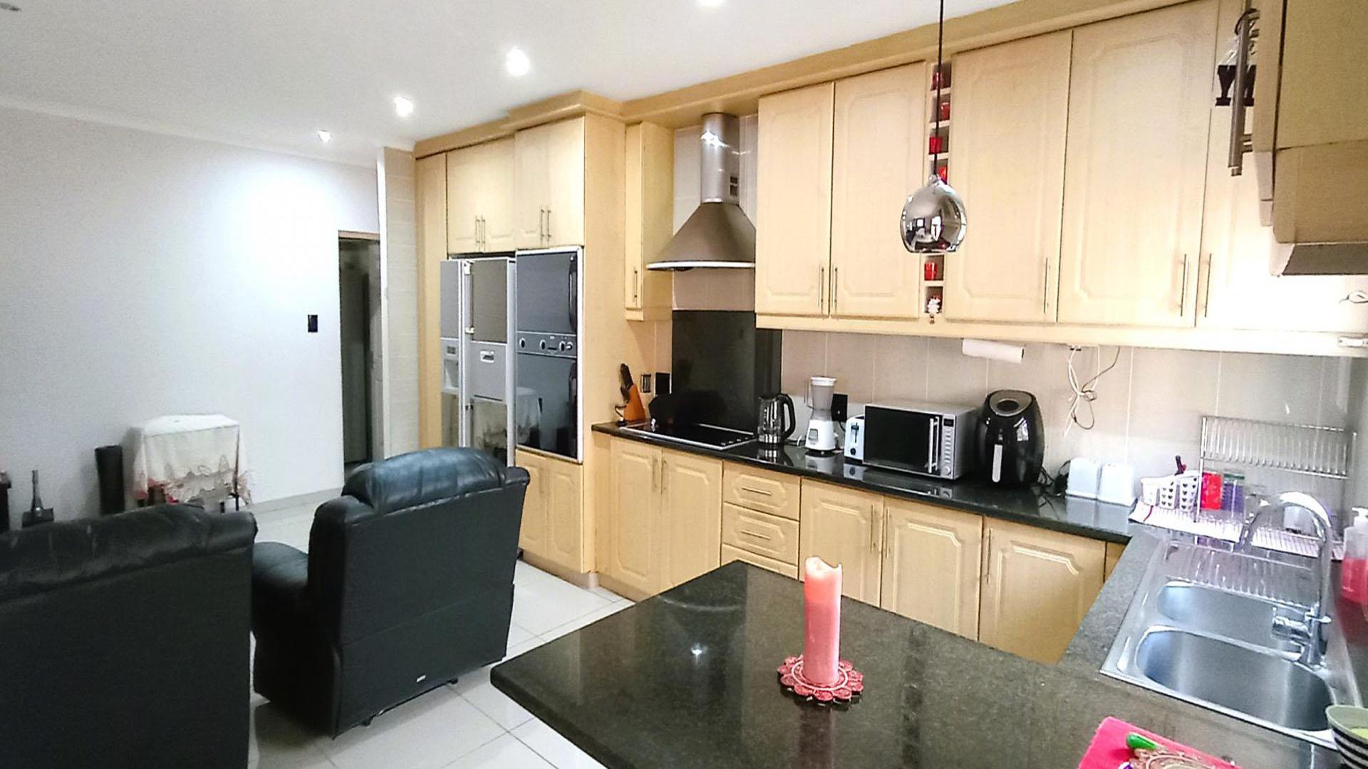 Kitchen of property in Parkhill