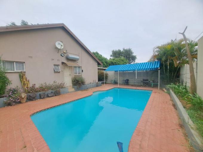 3 Bedroom House for Sale For Sale in Protea Park Remove - MR649908