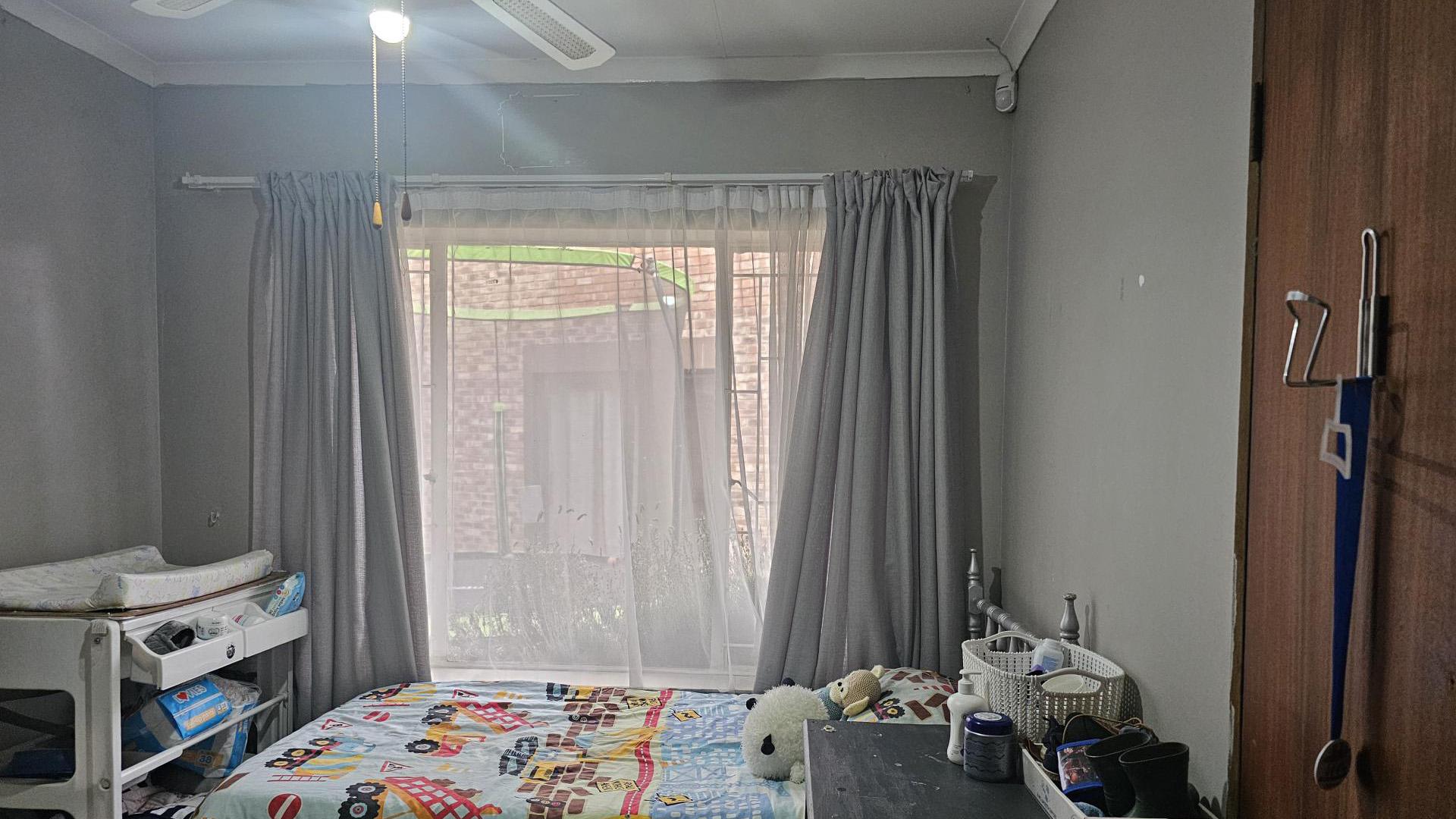 Bed Room 3 of property in Miederpark