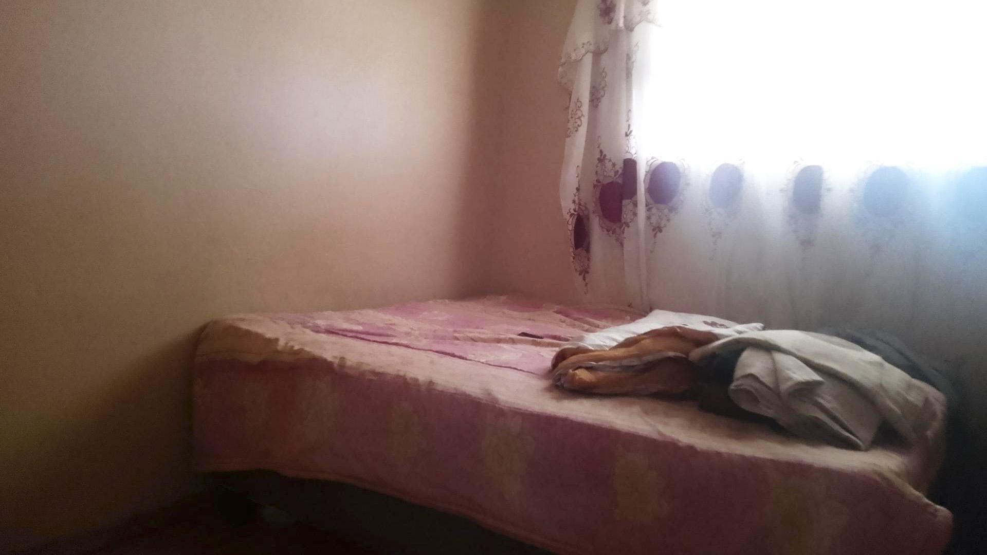 Bed Room 3 of property in Bezuidenhout Valley