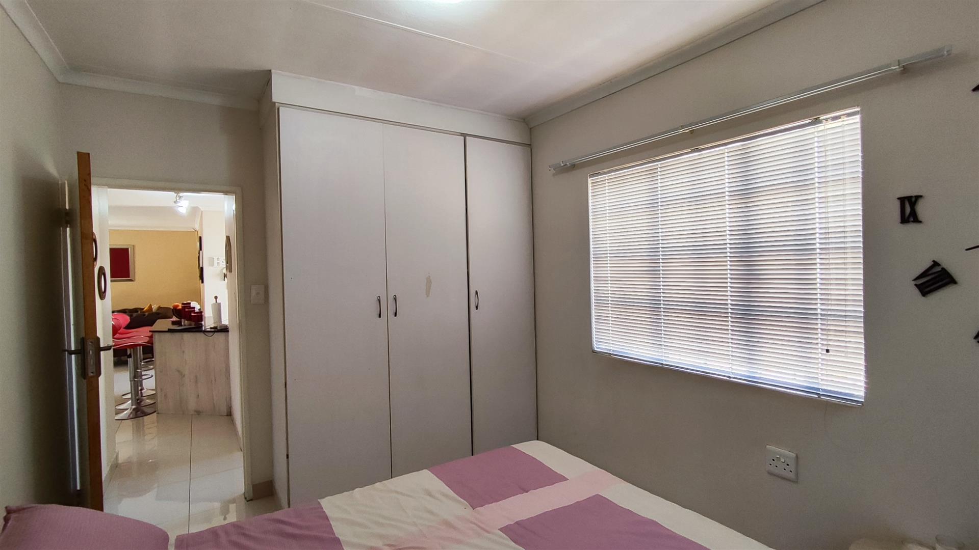 Bed Room 2 - 11 square meters of property in Dalpark