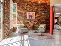  of property in Glenvista