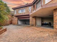  of property in Glenvista