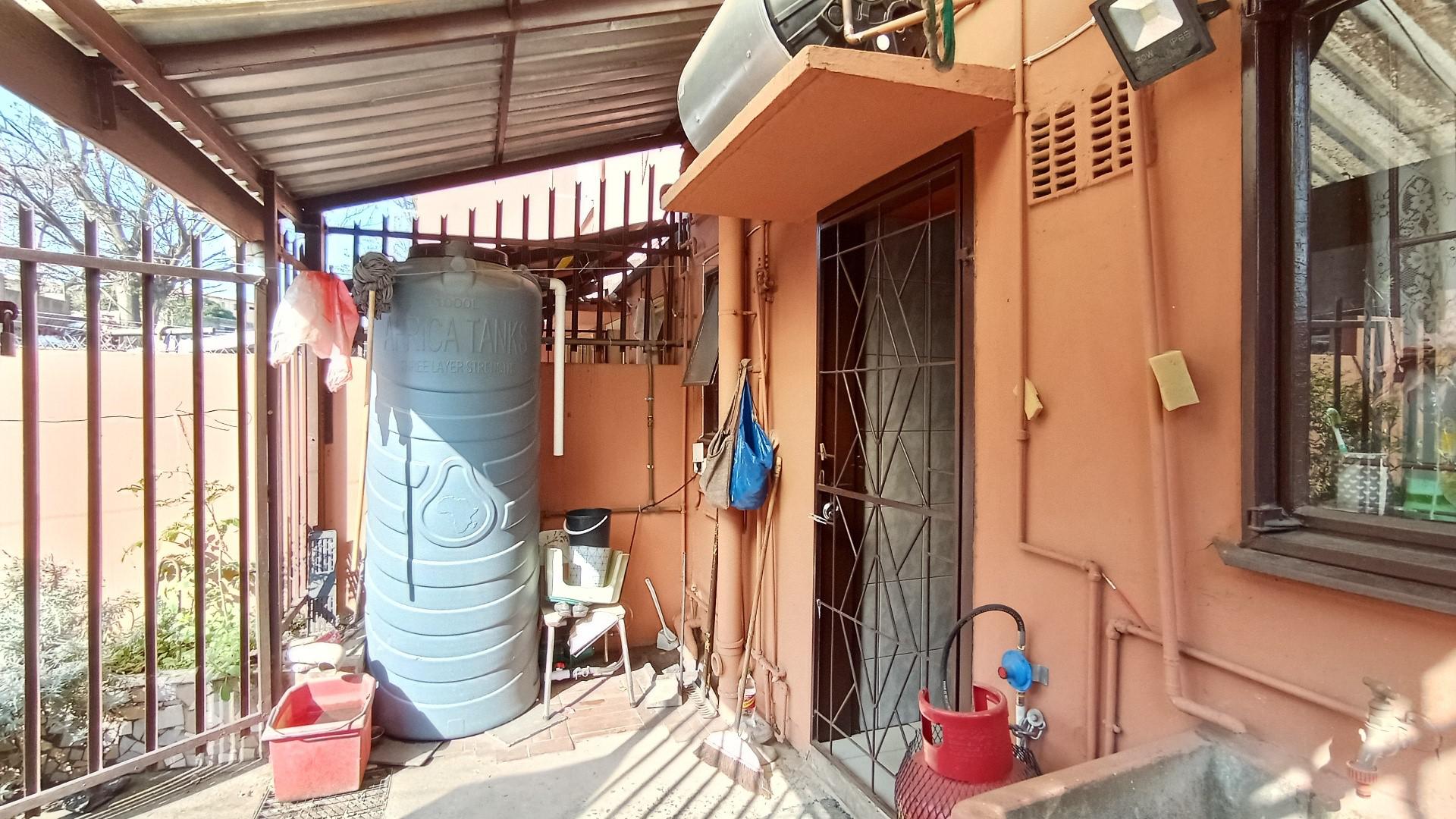 Patio - 12 square meters of property in Sunford