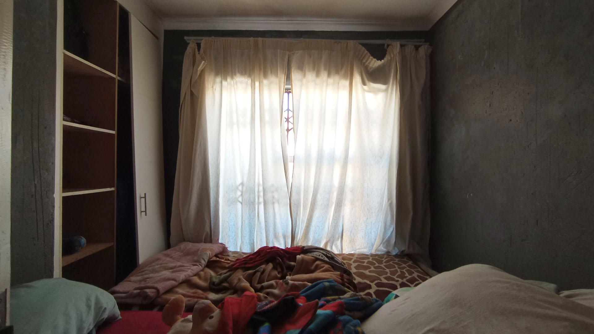 Bed Room 2 - 10 square meters of property in Olievenhoutbos