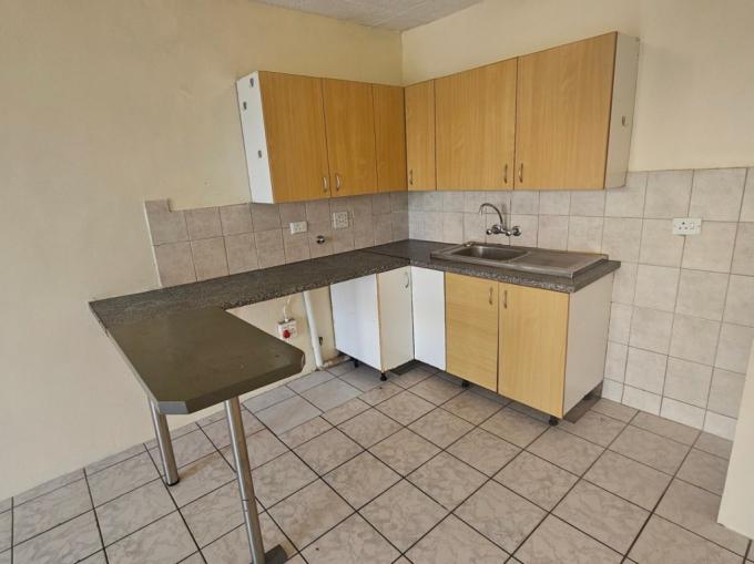 1 Bedroom Apartment for Sale For Sale in Margate MR650501