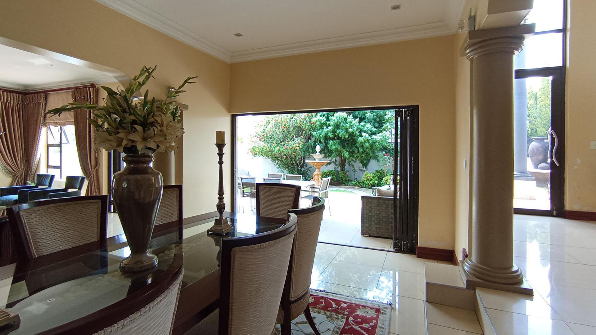 Dining Room - 23 square meters of property in Sagewood