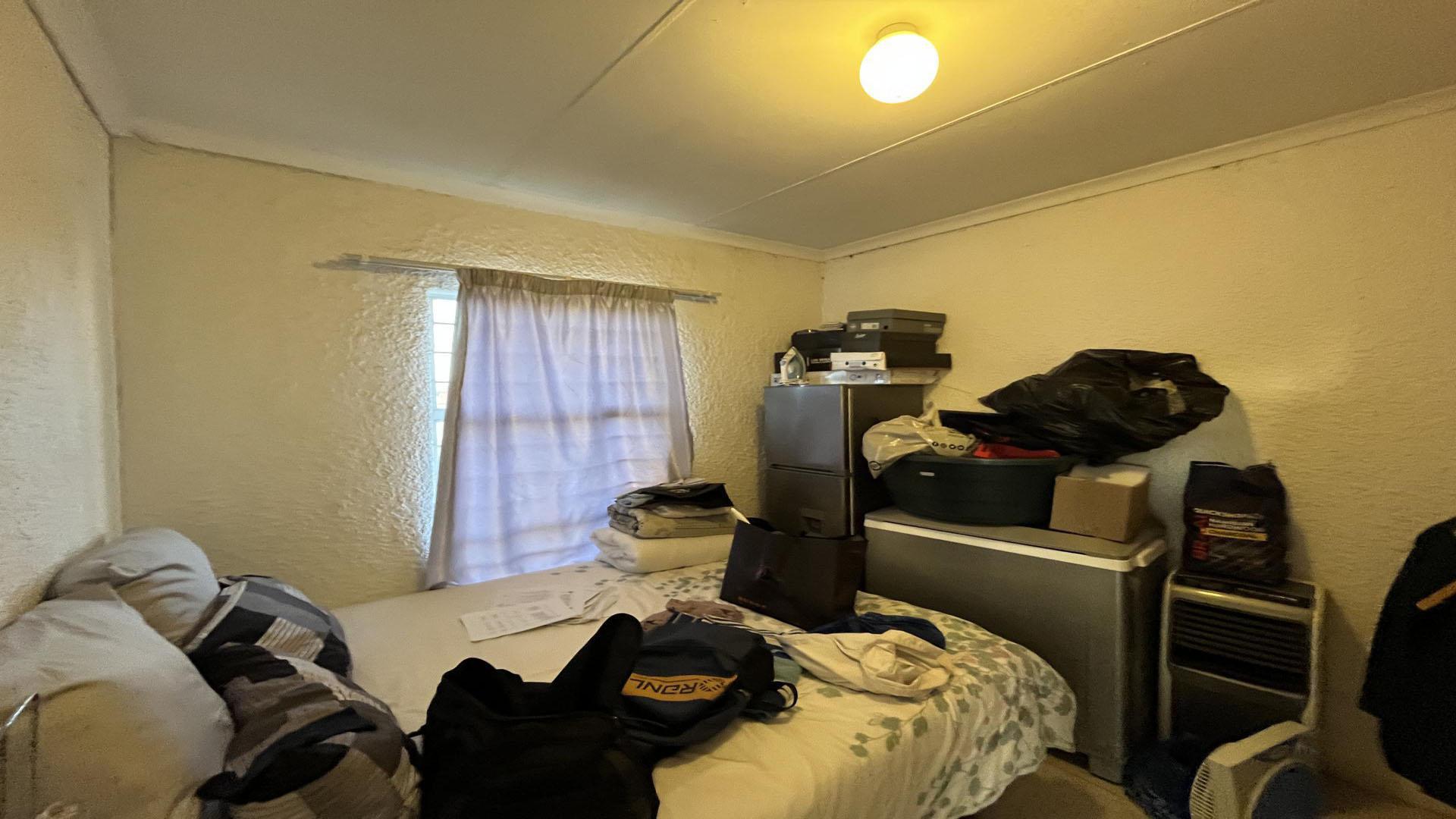 Bed Room 1 of property in Kimberley