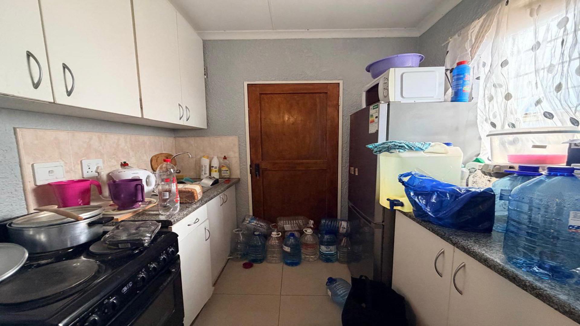 Kitchen of property in Kimberley