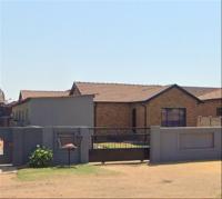 Front View of property in Tasbetpark