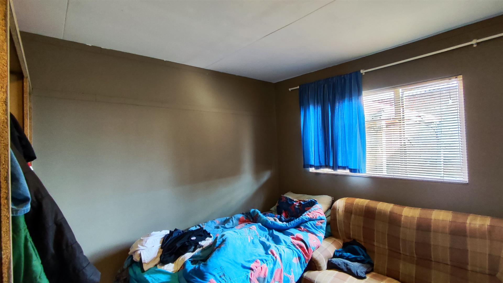 Bed Room 1 - 10 square meters of property in Golf Park