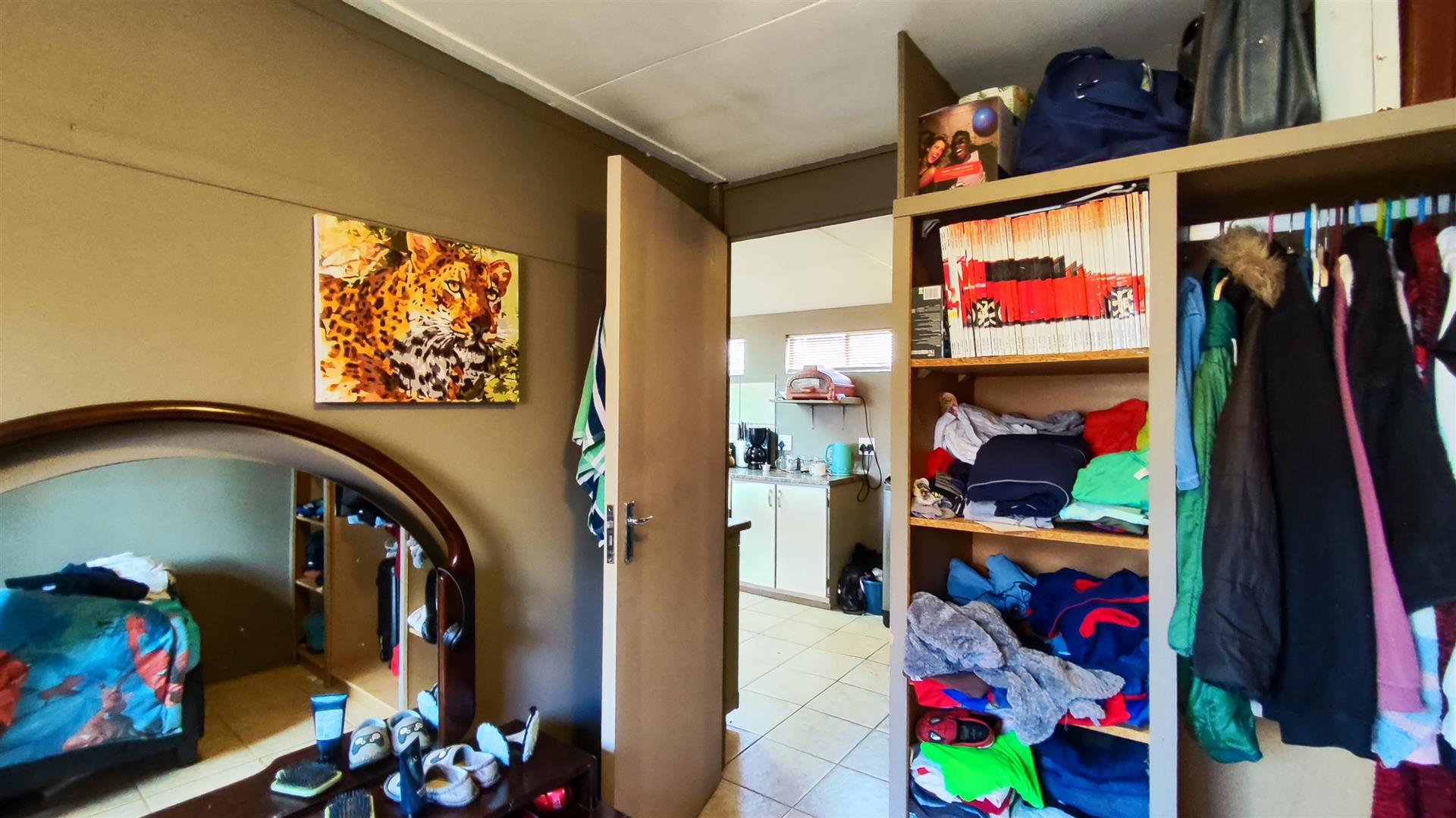 Bed Room 1 - 10 square meters of property in Golf Park