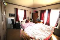 Main Bedroom of property in Golf Park