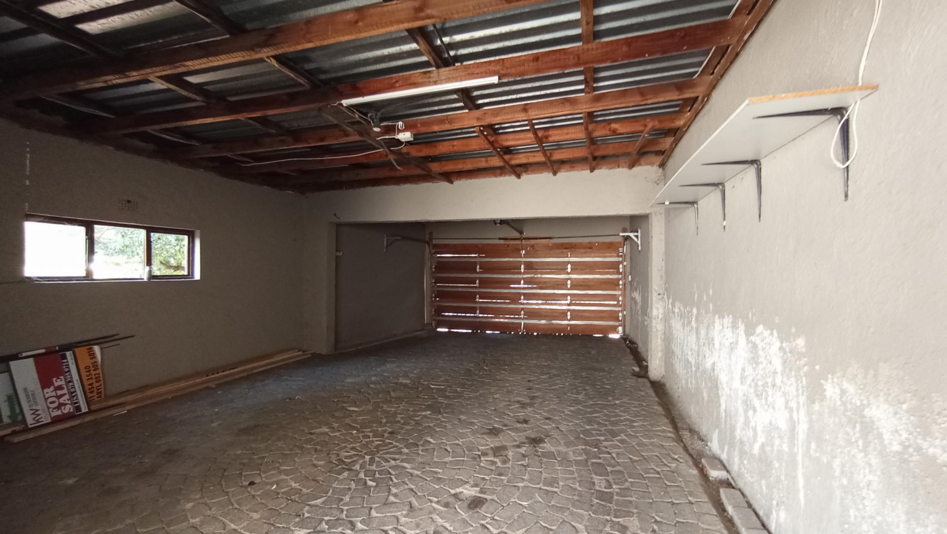 Spaces - 46 square meters of property in Sunningdale - JHB