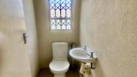Bathroom 1 of property in Ormonde