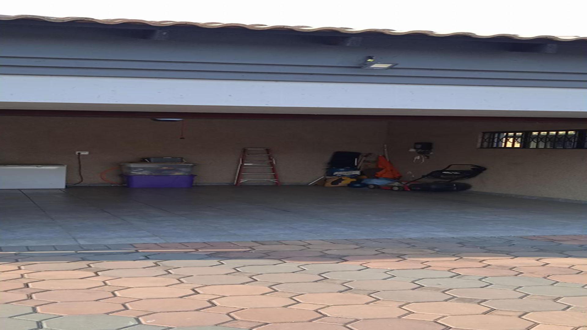 Spaces of property in Aerorand