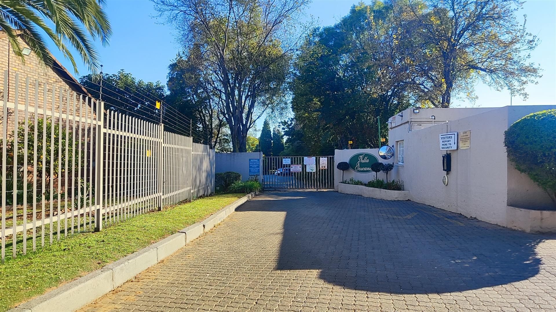 Front View of property in Bedfordview