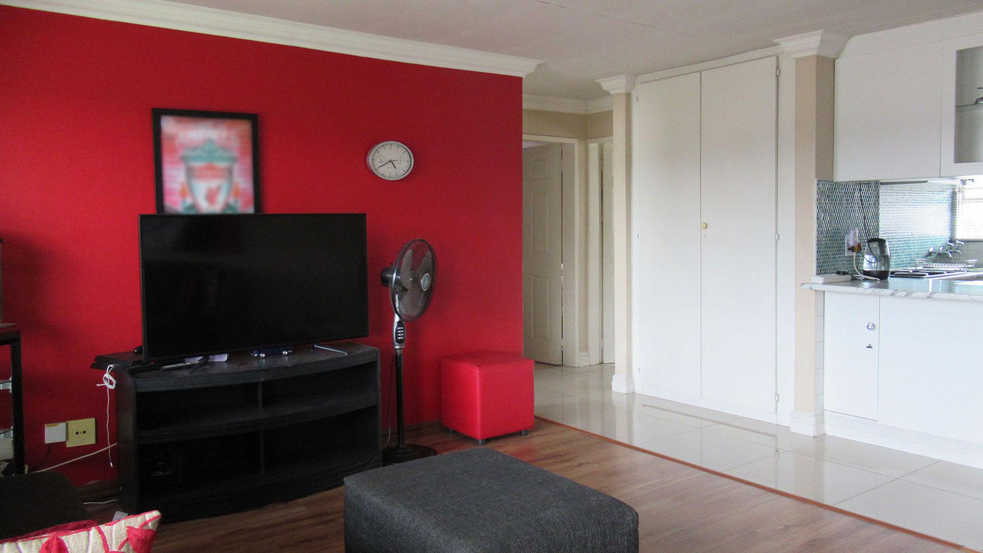 Lounges - 20 square meters of property in Alan Manor