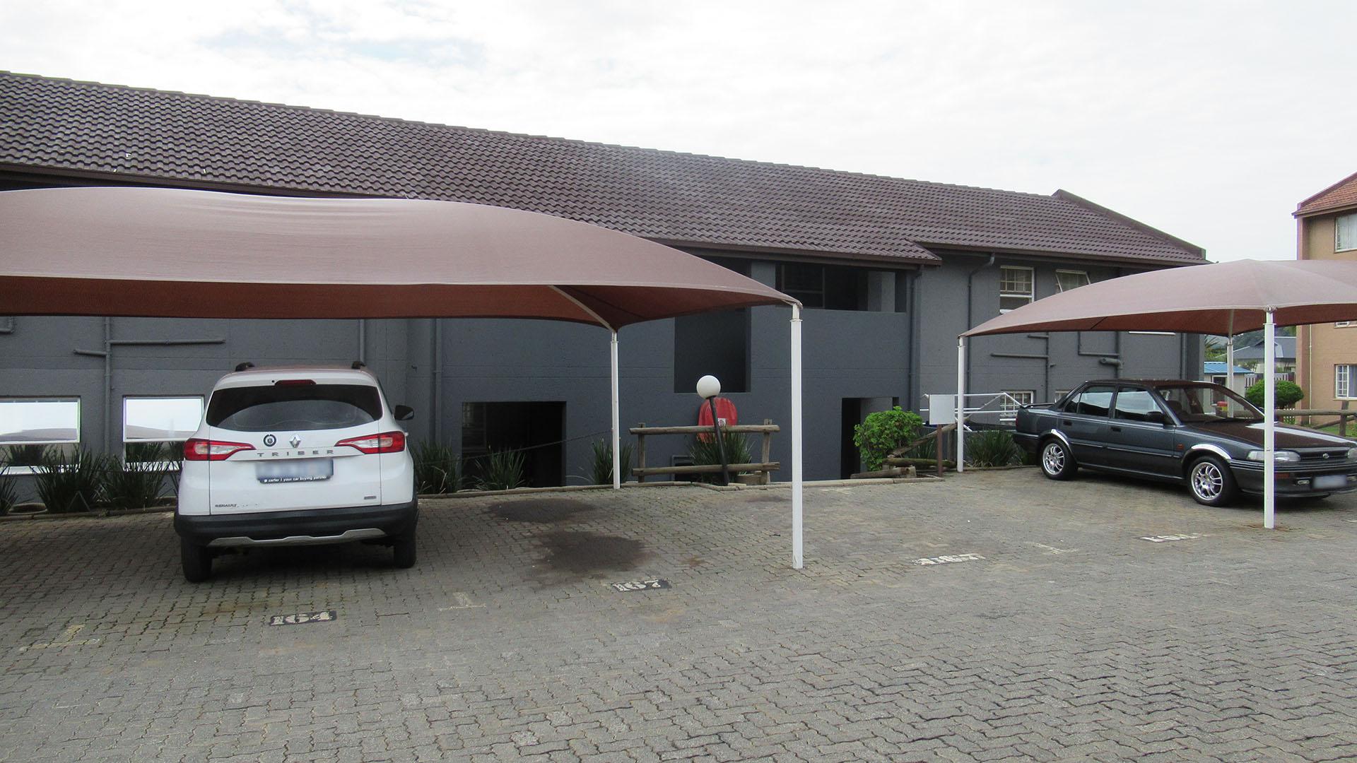 Front View of property in Alan Manor