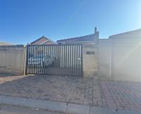 Front View of property in Protea Glen