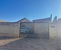 Front View of property in Protea Glen