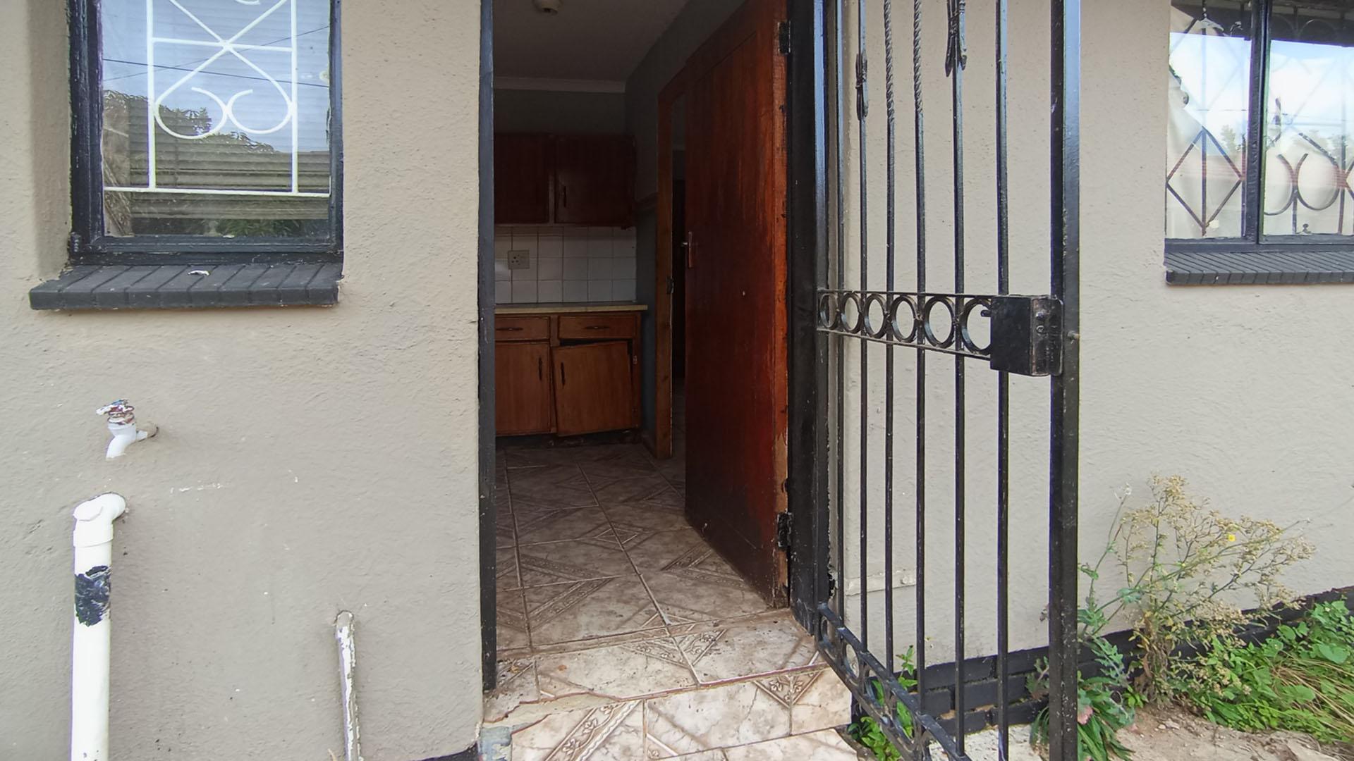 Backyard of property in Soshanguve