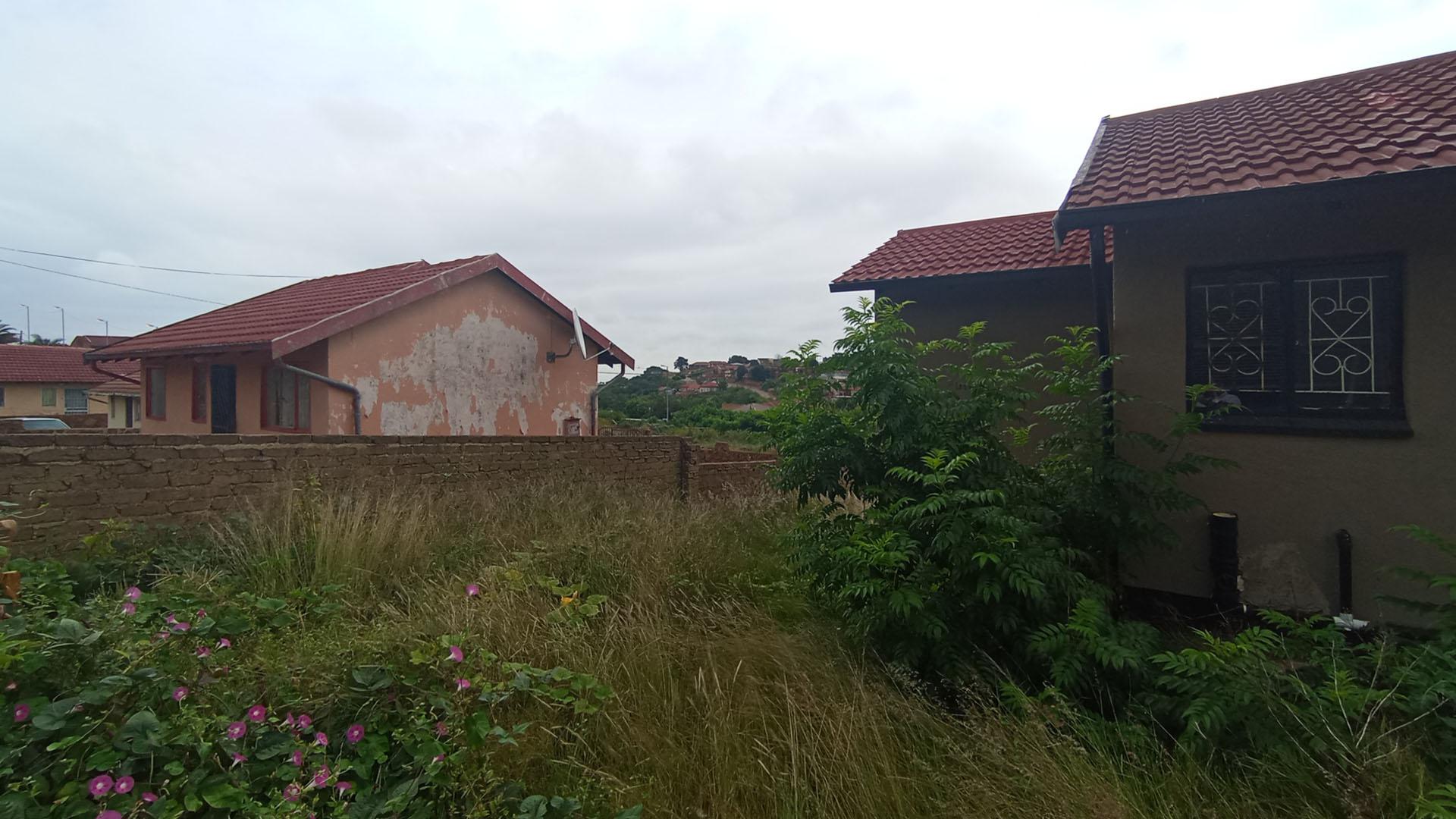 Backyard of property in Soshanguve