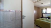 Main Bathroom - 5 square meters of property in Andeon