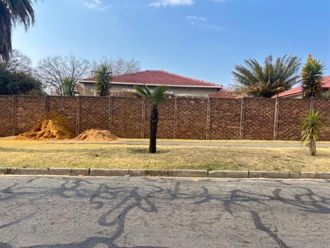 Houses For Sale in The Hill - MyRoof.co.za