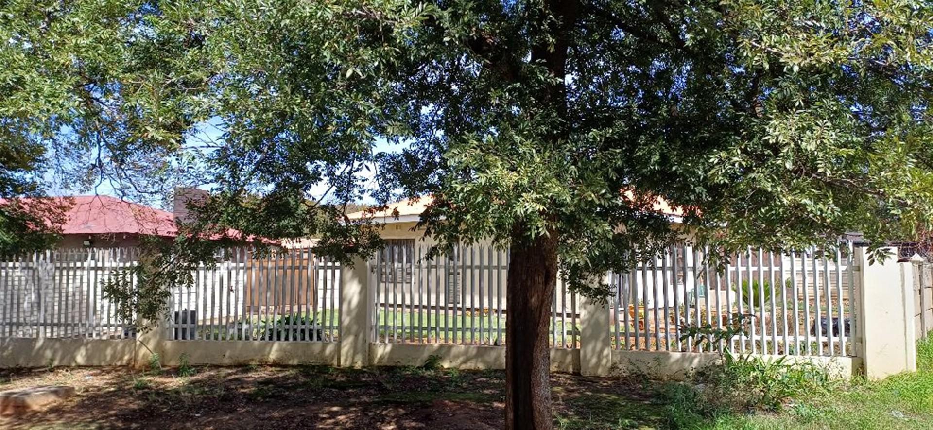 Front View of property in Vanderbijlpark