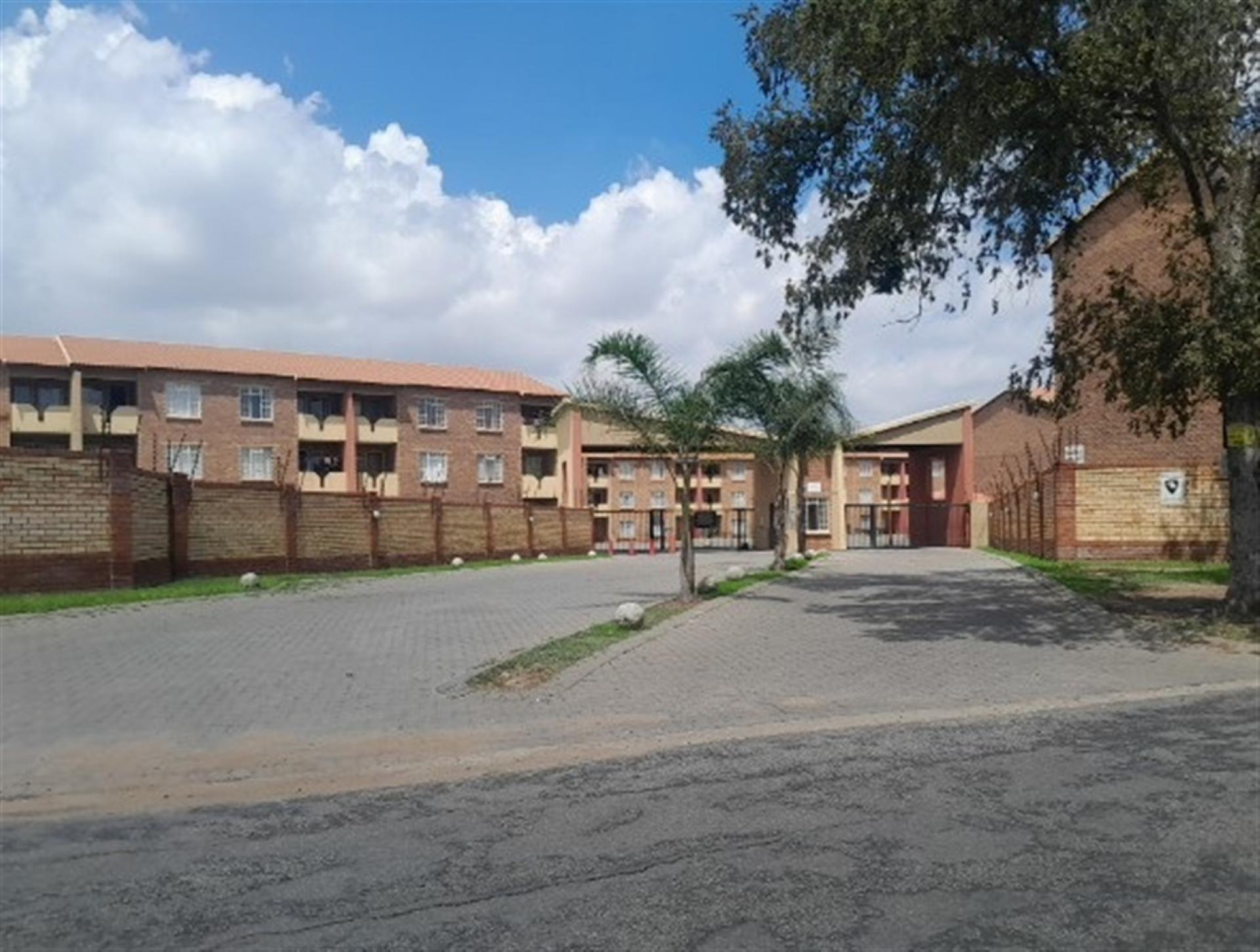 Front View of property in Boksburg