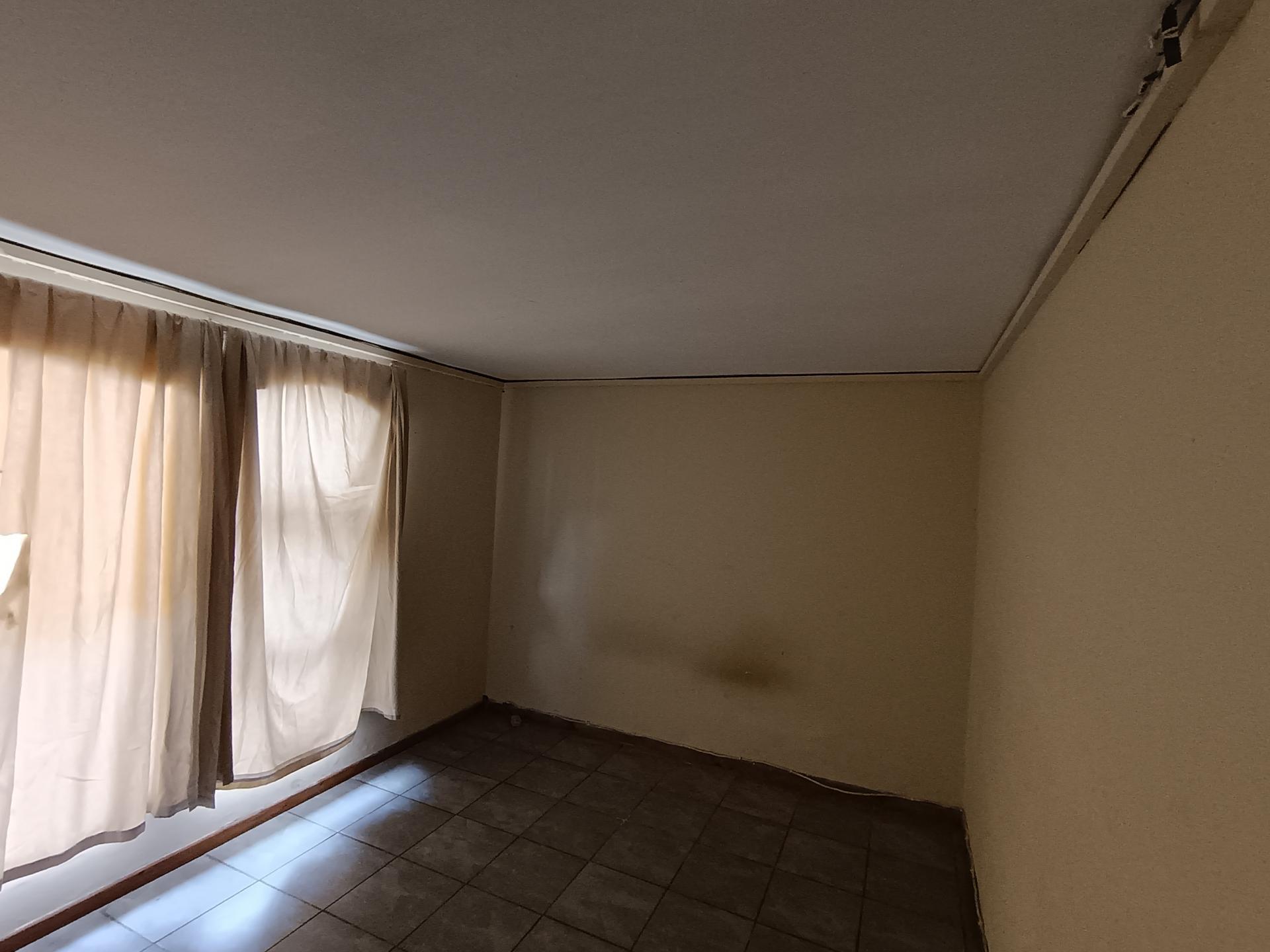 Bed Room 2 of property in Breidbach