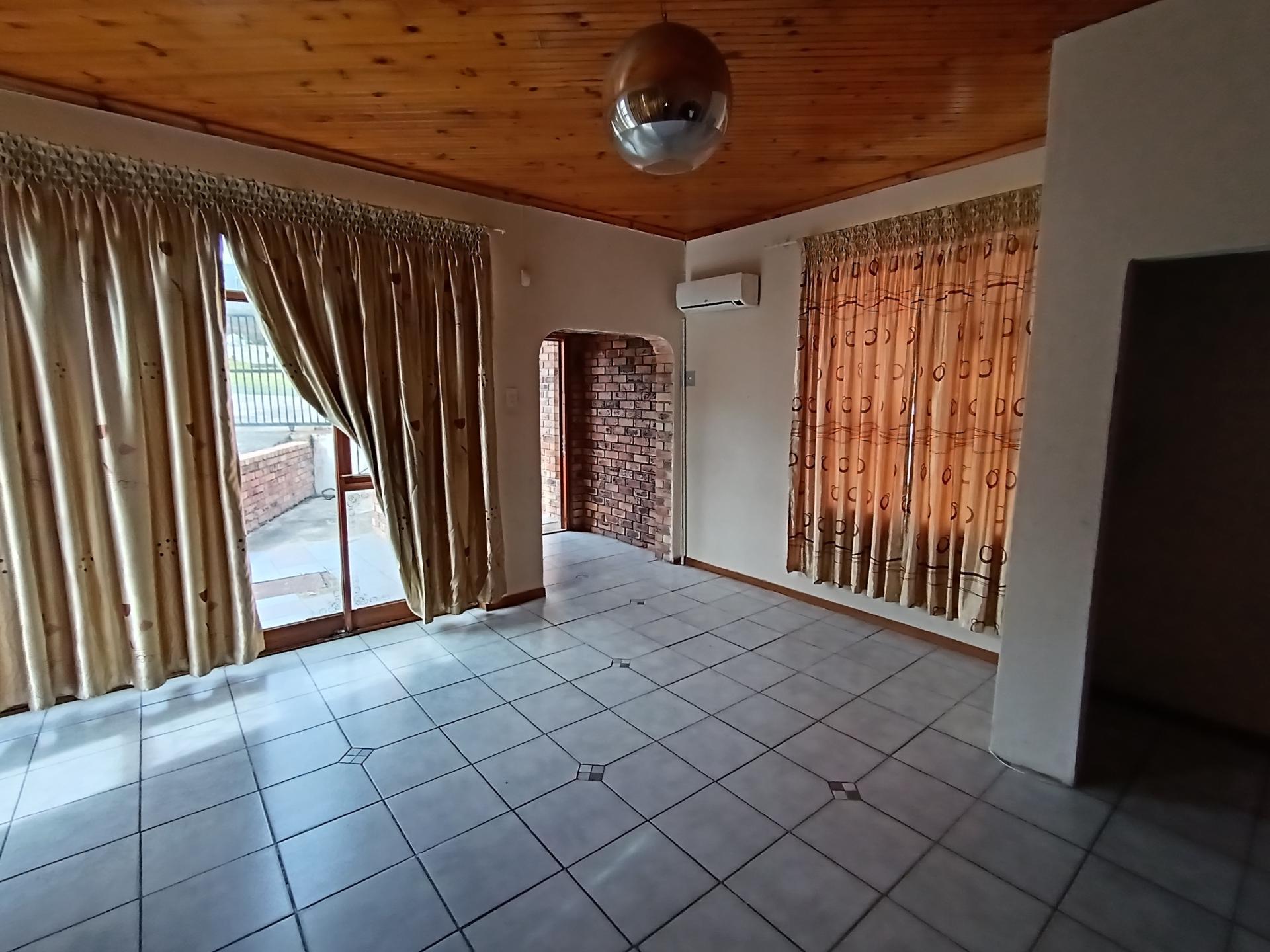 Lounges of property in Breidbach