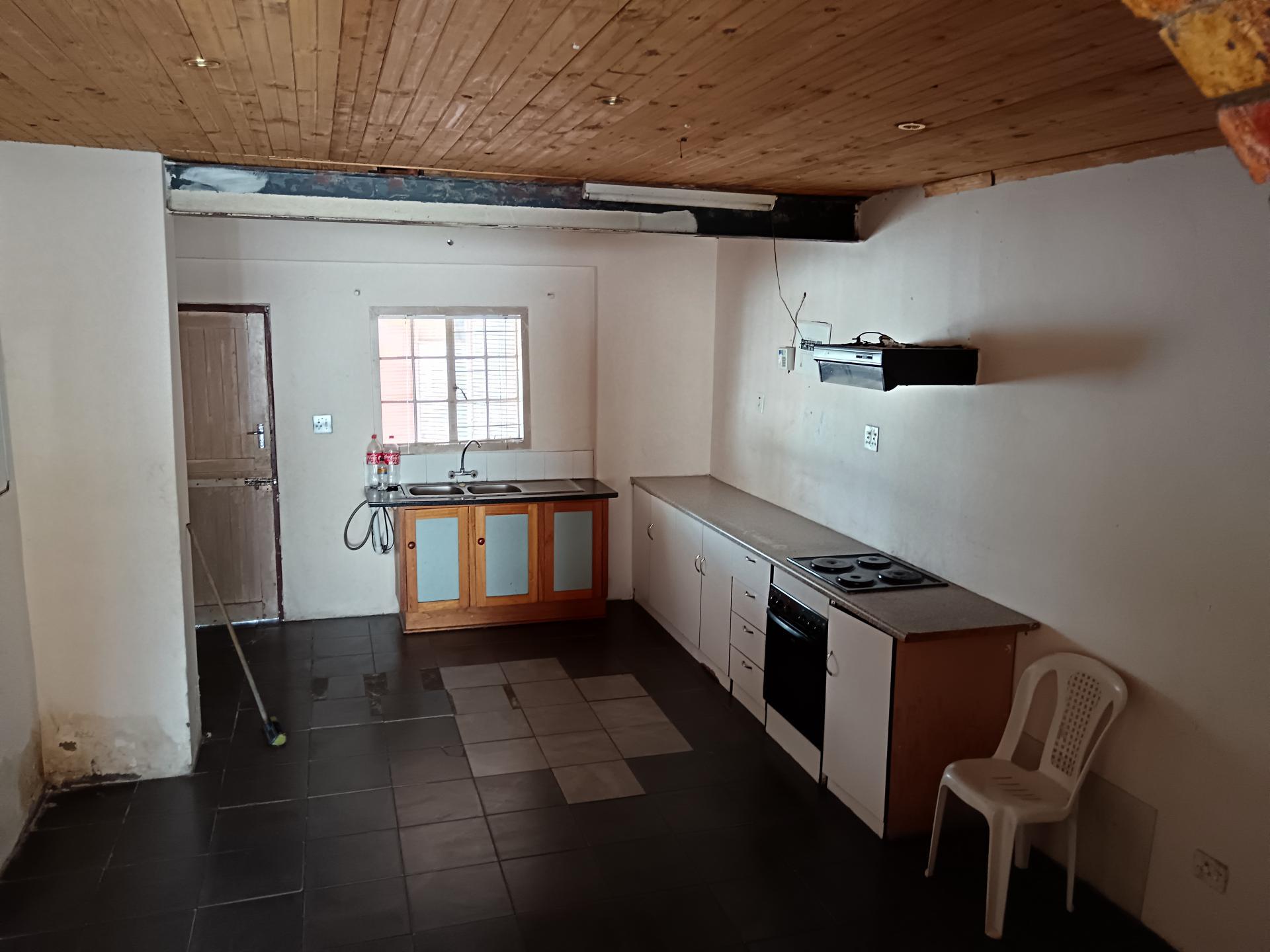 Kitchen of property in Breidbach